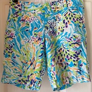 Lilly Pulitzer Chipper Short sz 4